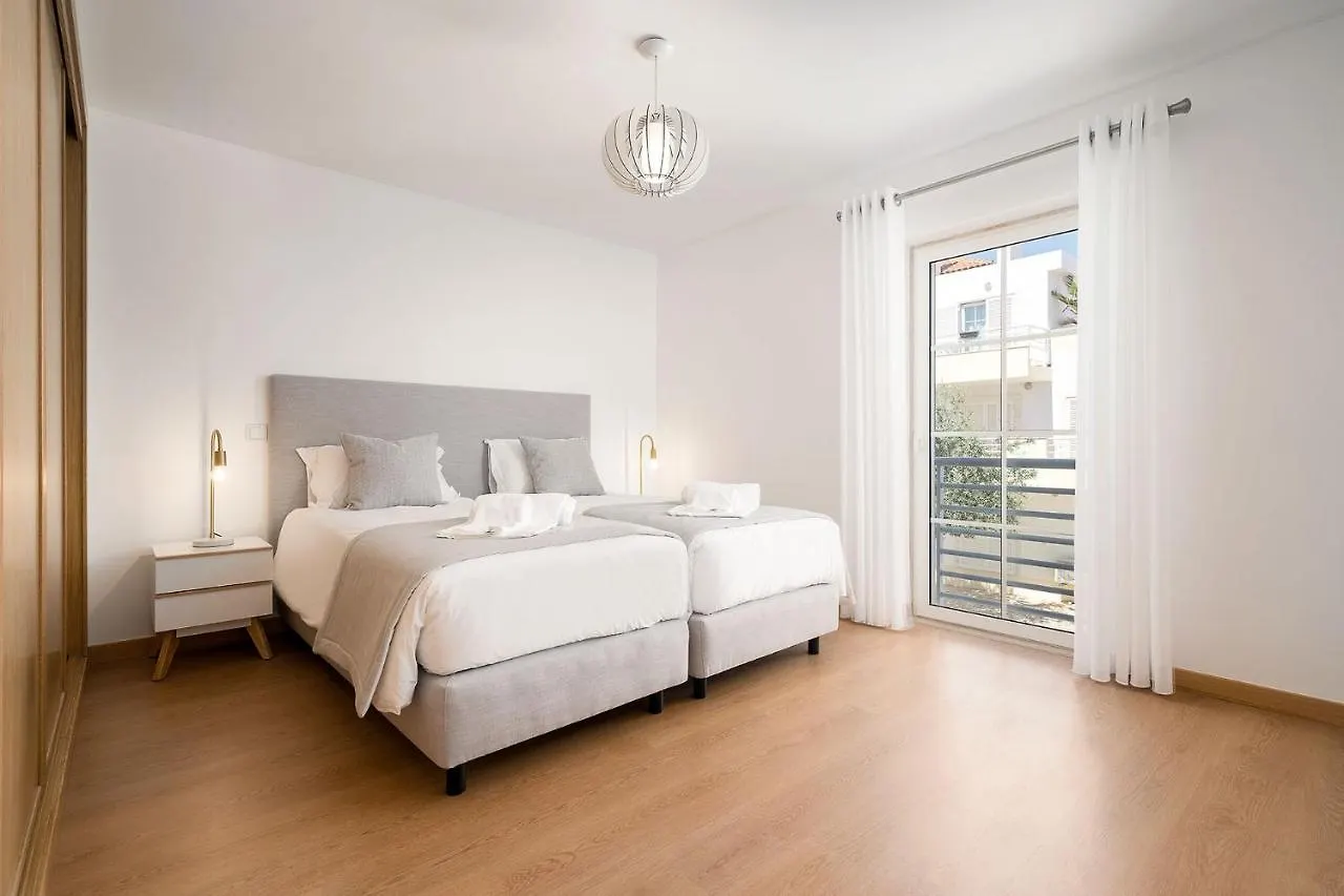 Sunny Cabanas De Tavira Apartment 0*,
